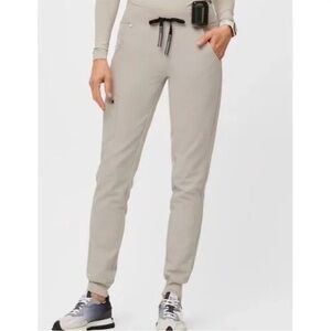 ▫️Figs Zamora Jogger Scrub Pant in Bone XXL